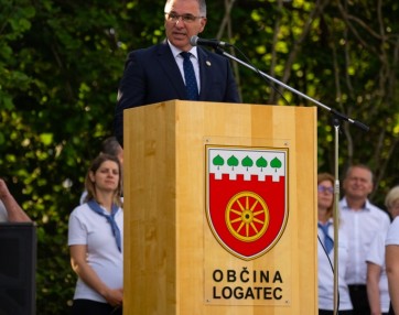 Dvig zastave 1762024 36 min